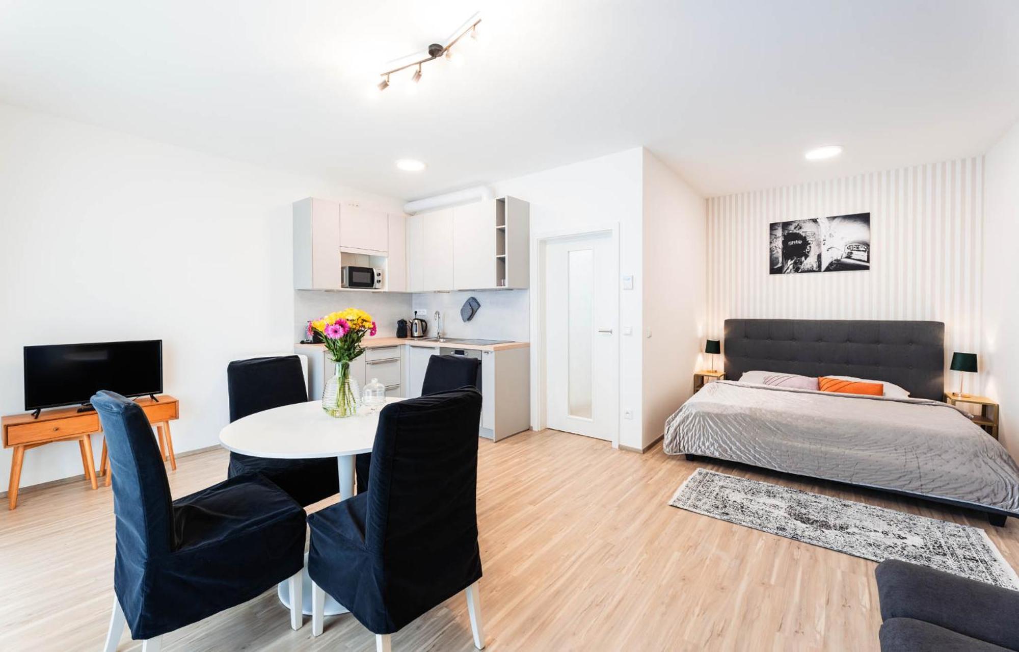 Silvie Apartments - Wolkerova Olomouc Luaran gambar